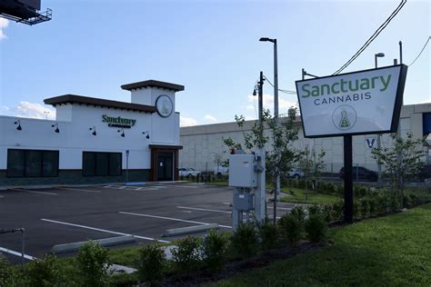 Outstanding Tampa Cannabis Dispensary | Dispensary Tampa, FL