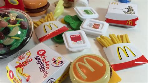 A vintage mcdonalds 1993 snack food maker toy review by mike mozart of thetoychannel on youtube.mike mozart's second m. Huge Deluxe Mealtime McDonald's Play Set with 50 Pieces ...