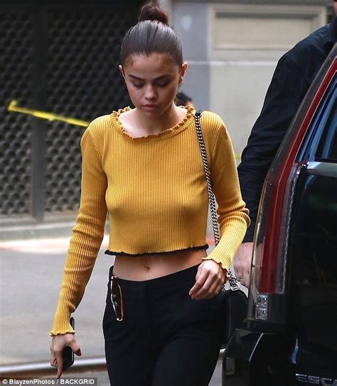 Selena Gomez Goes Braless In New York City Daily Mail Online Hottest