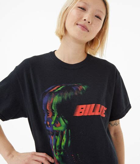 Billie eilish (aged 19) and her rumored boyfriend matthew tyler vorce were pictured by paparazzi while roaming around the city. Billie Eilish Boyfriend Graphic Tee