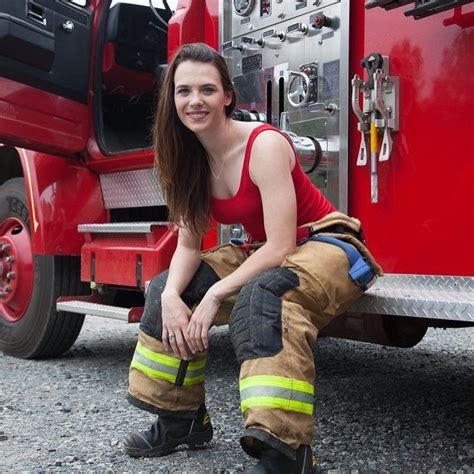 👩🏻‍🚒 American Fire Fighter 👩🏻‍🚒 Female Firefighter Girl Firefighter