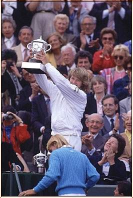Navratilova l'ha sconfitta in una memorabile semifinale. Steffi Graf Vs Martina Navratilova