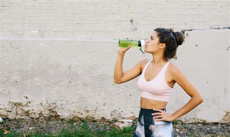 5 Signs Your Body Is Begging You For More Electrolytes And How To Get Em