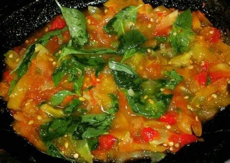 Mau coba resep sambal indonesia yang mantap? Sambal tomat mentah seger | Resep | Resep, Memasak ...