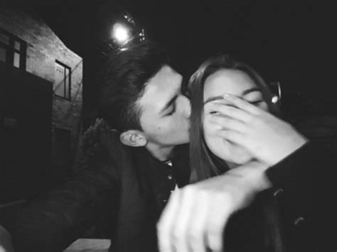 Pinterest A R Y A Elegant Romance Cute Couple Relationship Goals Prom Kiss Love