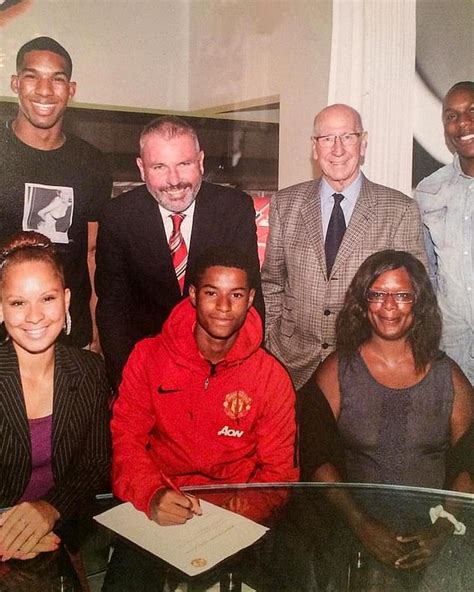 Marcus Rashford Pays Tribute To Sir Bobby Charlton After His Death Aged