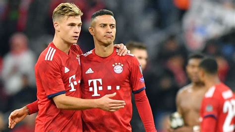 Kimmich could then stay in the midfield and keep things together. Bundesliga | Kimmich inspired by Thiago, Alonso and Martinez
