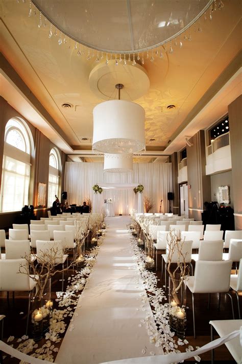 Green weddings, local fare, tented barn weddings. Perfection! #CalhounBeachClub #WeddingPhotographersMinnesota #WeddingCeremony | Indoor wedding ...
