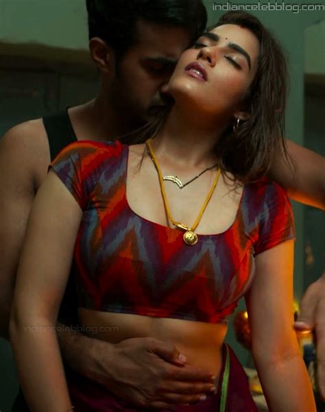 Kavya Thapar Telugu Actress Emk Hot Romance Saree Photo