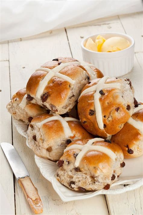 14 Most Delicious Easter Bread Recipes To Make This Year Juelzjohn