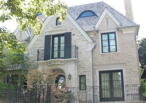 Indiana Limestone Coursing And Indiana Limestone Surrounds Exterior