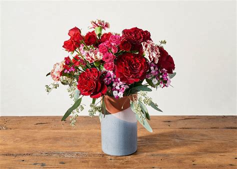 Sendflowersandmore.com brings beautiful online flower shop just at your finger's click. The Mark Product Photo | Flowers online, Send flowers ...