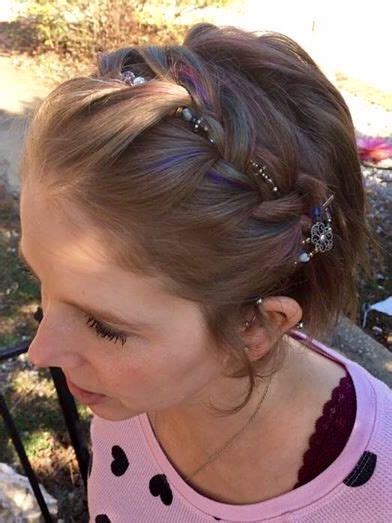 View and try on short, medium and long braided hairstyles from celebrities and salons around the world. Beautiful short rainbow hairstyle created by weaving a ...