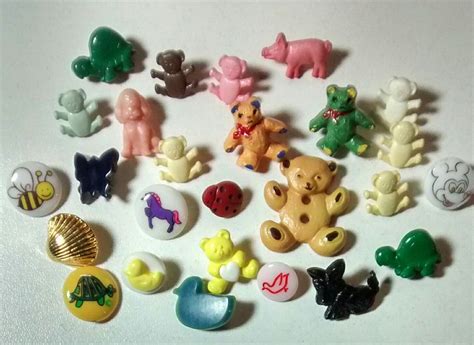 Vintage Animal Buttons Etsy Button Crafts Crafts Sewing A Button