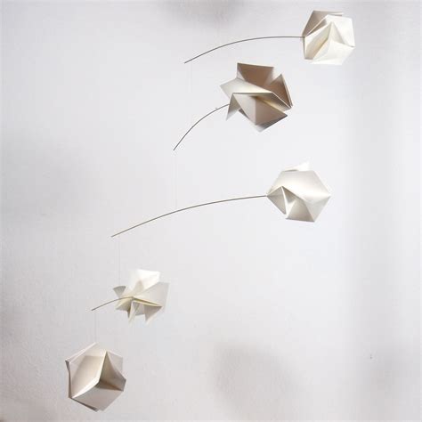 Großes Origami Mobile Mit Weißen Papierblüten 100 X 80 Cm Kunstbaron