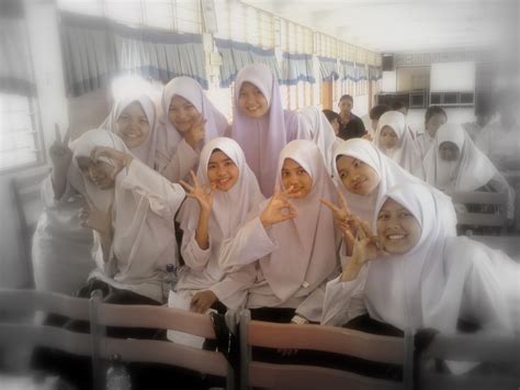 Caltexgas station, 5 km west. Di Taman Logikaku♥Jue