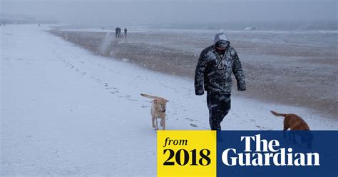 Uk Braces For More Snow And Ice Uk Weather The Guardian