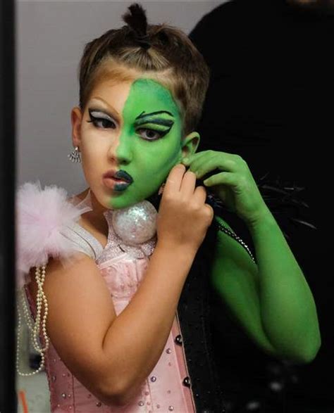 Photo Gallery 9 Year Old Jacob Measley Performs As Drag Queen Miss Mae
