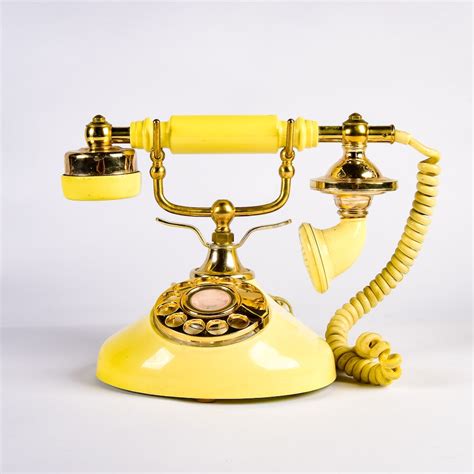 Vintage Yellow Rotary Dial Telephone Ebth
