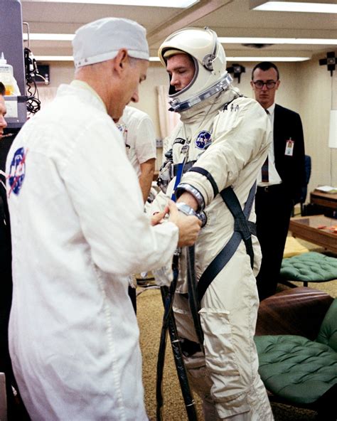 Astronaut Dave Scott Suits Up Prior To Gemini 8 Mission 8x10 Nasa Photo