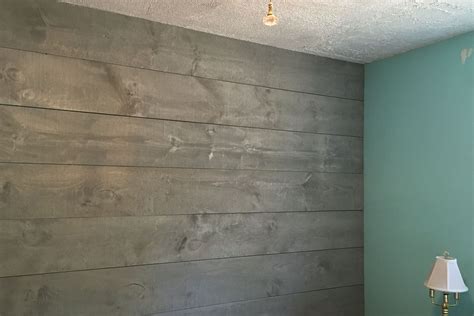 20 Light Grey Shiplap Wall