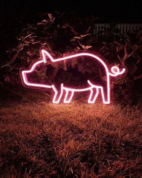 Pig Neon Sign In 2022 Neon Signs Neon Cool Neon Signs