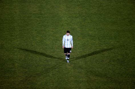 The Sight Of Lionel Messi Crying After Losing The Copa Final Will Make