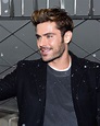 Zac Efron Age : Zac Efron - Wikipedia : Born october 18, 1987) is an ...