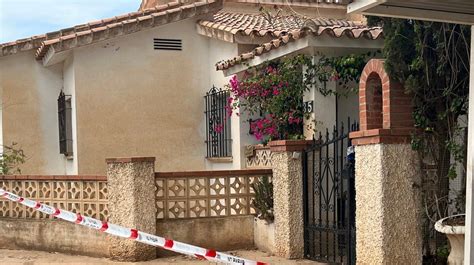 Los Vecinos Del último Asesinato Machista En Andalucía Los Perros