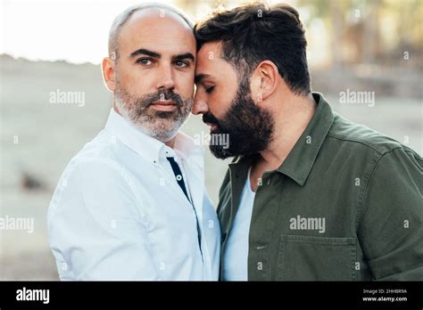 Gay Male Fotos Und Bildmaterial In Hoher Auflösung Alamy