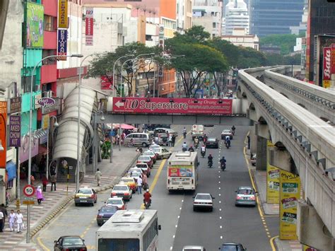 Mereka bekerja sama dengan warga tempatan sebagai hub memasukkan duit daripada penipuan mereka. Kamus Bergerak: Nama-nama tempat di Malaysia diambil dari ...