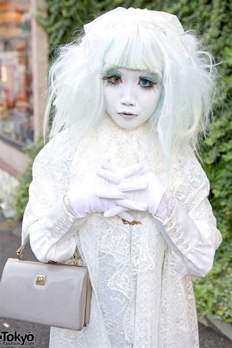 Rt Tokyo Fashion Japanese Shironuri Artst Minoris Unworldly White
