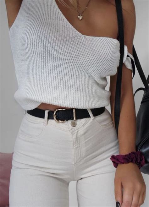 White Top Jeans And More Details Ladystyle Ropa Ropa Casual Ropa