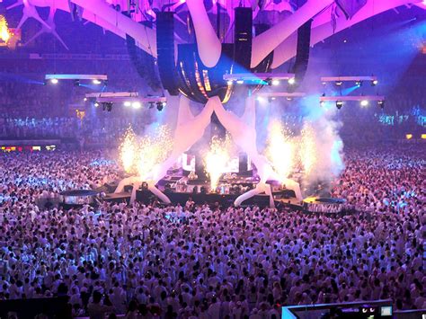Tiëstos Most Iconic Hit Gets Operatic Rendition At Sensation White