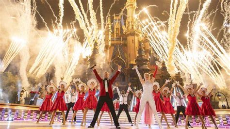 The Wonderful World Of Disney Magical Holiday Celebration And Disney