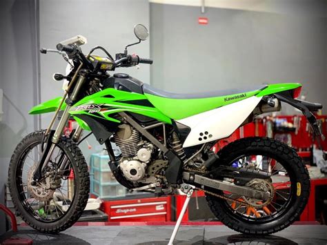 Basically if you want to convert your dirt bike to street legal, you'll have to check with your state to see if it's possible. Kawasaki KLX 125 supermoto D Tracker dirt scrambler street ...