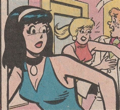 From Everythings Archie No 70 Betty Veronica Bettycooper