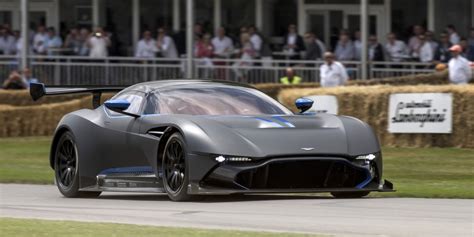 The Unofficial War Of The Stands Goodwood Festival Of Speed 2015 Askmen