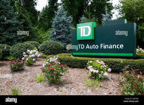 Outside td office hi-res stock photography and images - Alamy