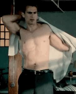 Theo James Shirtless Tumblr Hot Sex Picture