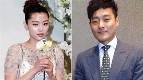 Jun ji hyun and choi joon hyuk officially married in 2012, now the two have two sons together. Jun Ji-hyun's Wedding: Ring, Dress, Photos, and Videos ...