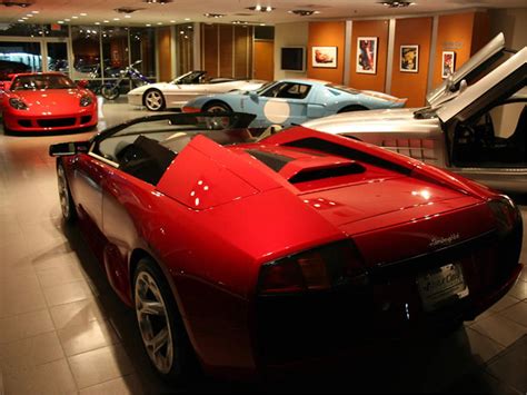 More detailed vehicle information, including pictures, specs, and reviews are given below. 1983 Ferrari 308 GTSi QV