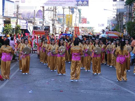 This free attraction has ponds, temples, a large lake. Kings birthday celebration parade Udon Thani - Life in ...