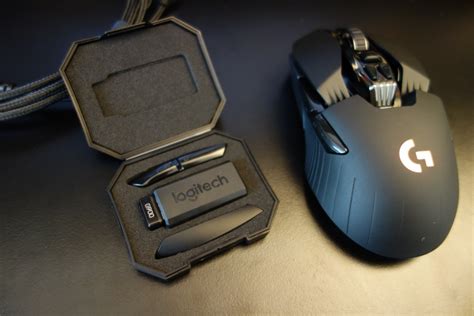 Logitech G900 Chaos Spectrum Review The Best Wireless Gaming Mouse On