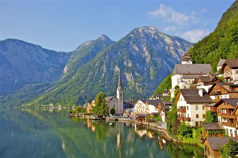 Hallstatt This Austrian Village Is So Pretty The Chinese Made A