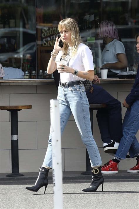 Miley Cyrus In Jeans Out In Los Angeles 23 Gotceleb