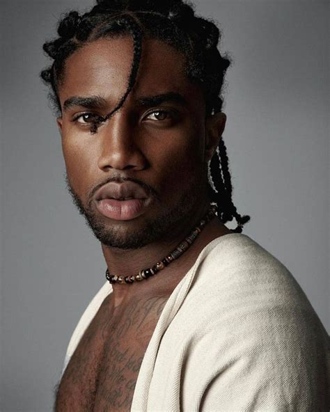 pin by jaay radix on mood board 1 in 2020 dark skin men beautiful men faces dark skin models