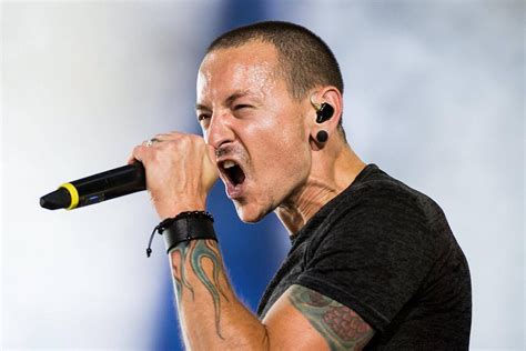 Linkin Parks Chester Bennington Was The Soundtrack Of My Growing Up