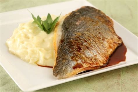 Recette Filet de daurade royale au miel de soja purée Grand Chef