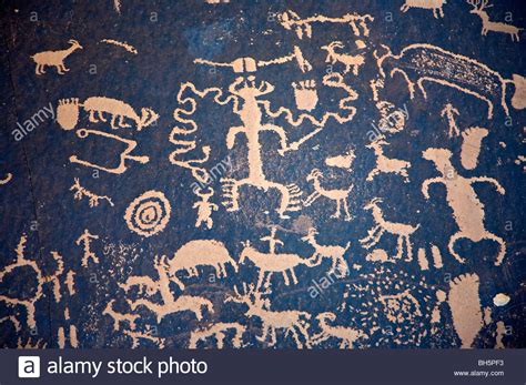 Anasazi Petroglyphs Cave Paintings At Newspaper Rock Canyonlands